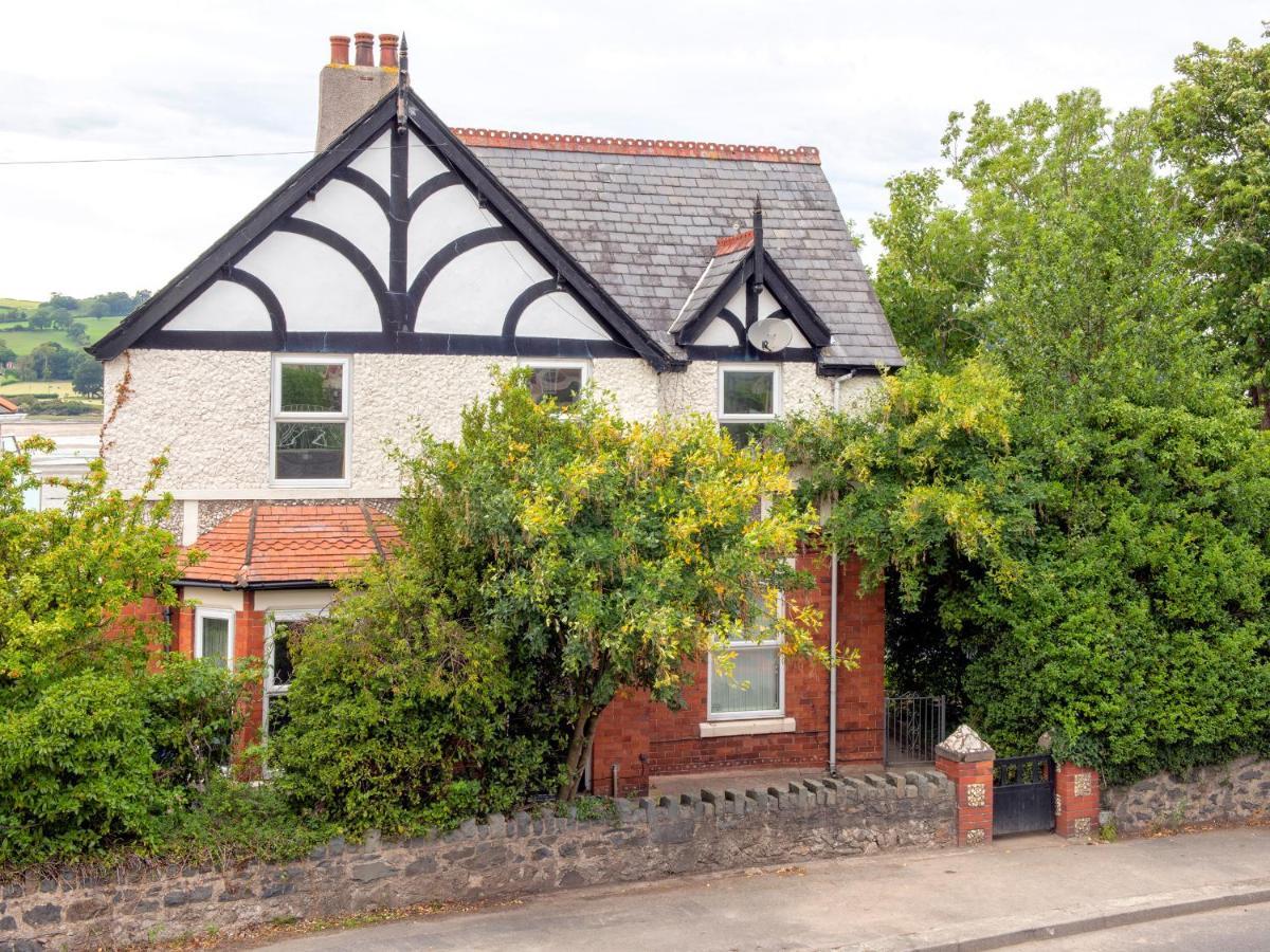 Bryn Y Mor Holiday home Colwyn Bay